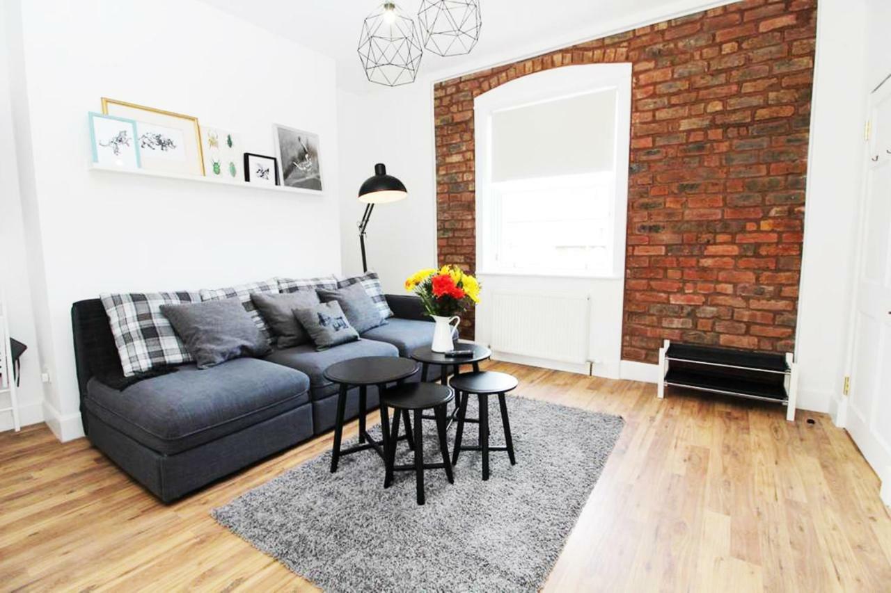 Stylish Flat In 1860'S Listed Building Edimburgo Exterior foto