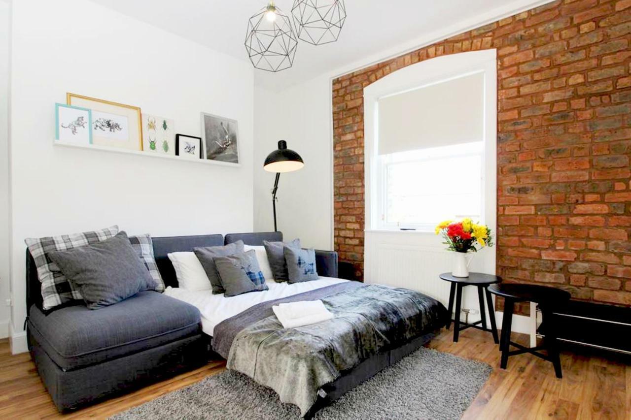 Stylish Flat In 1860'S Listed Building Edimburgo Exterior foto