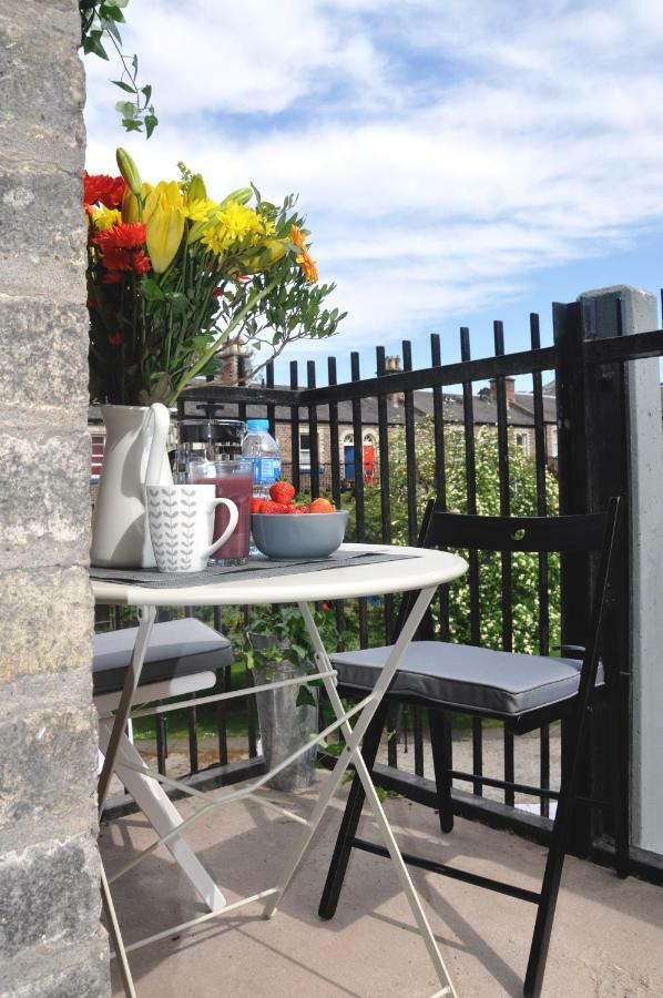 Stylish Flat In 1860'S Listed Building Edimburgo Exterior foto