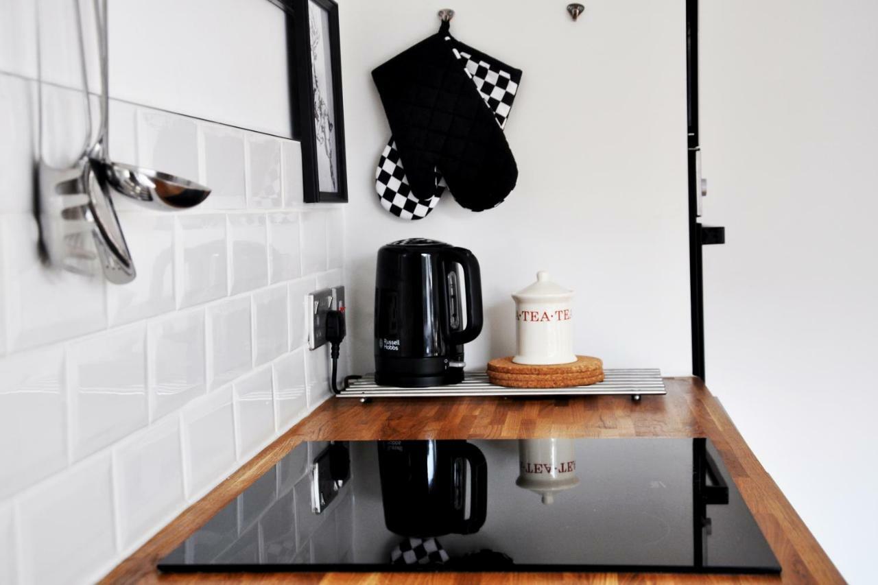 Stylish Flat In 1860'S Listed Building Edimburgo Exterior foto